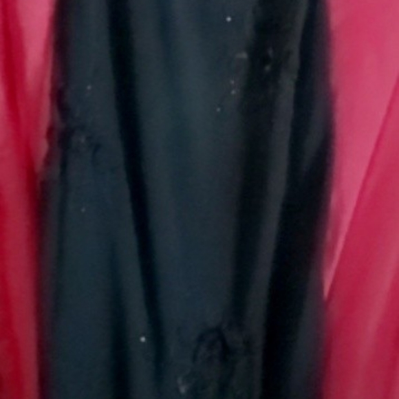 WOMEN'S PURSES, CLOTHES,Other MISC ITEMS - Picture 4 of 6